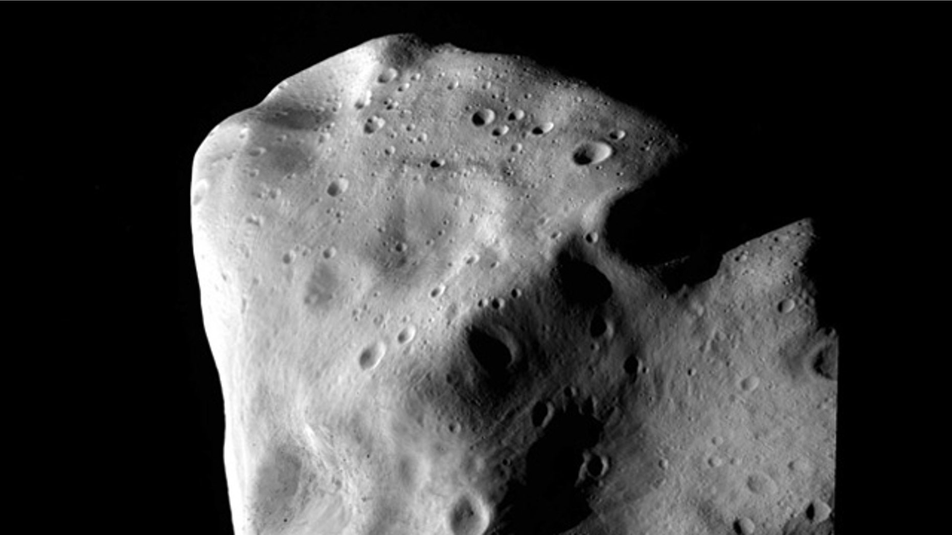 The asteroid Lutetia at closest approach.