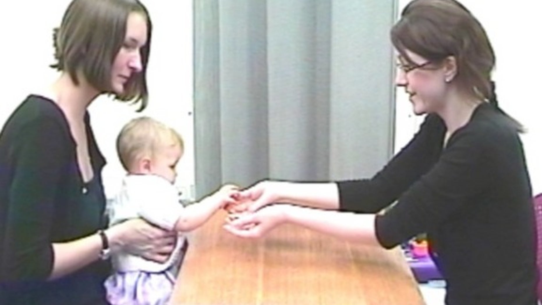 Sighted babies of blind moms seem to have better visual attention and memory than their peers with sighted parents, new research suggests