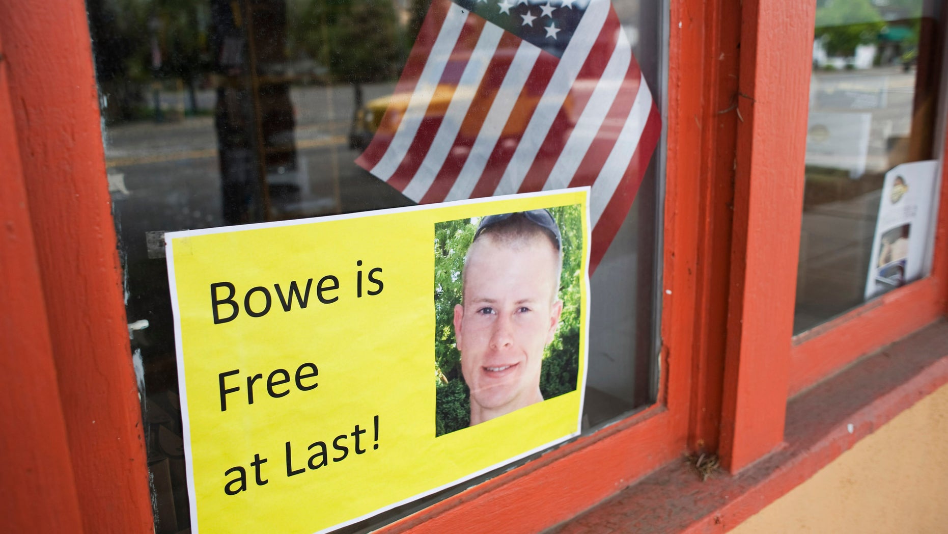 A sign of support of Army Sergeant Bowe Bergdahl is seen in Hailey, Idaho June 1, 2014. Bergdahl, the sole American prisoner of war held in Afghanistan, was flown to a U.S. military hospital in Germany on Sunday after being freed in a swap deal for five Taliban militants who were released from the Guantanamo Bay prison in Cuba. REUTERS/Patrick Sweeney (UNITED STATES - Tags: SOCIETY MILITARY POLITICS) - RTR3RQOH