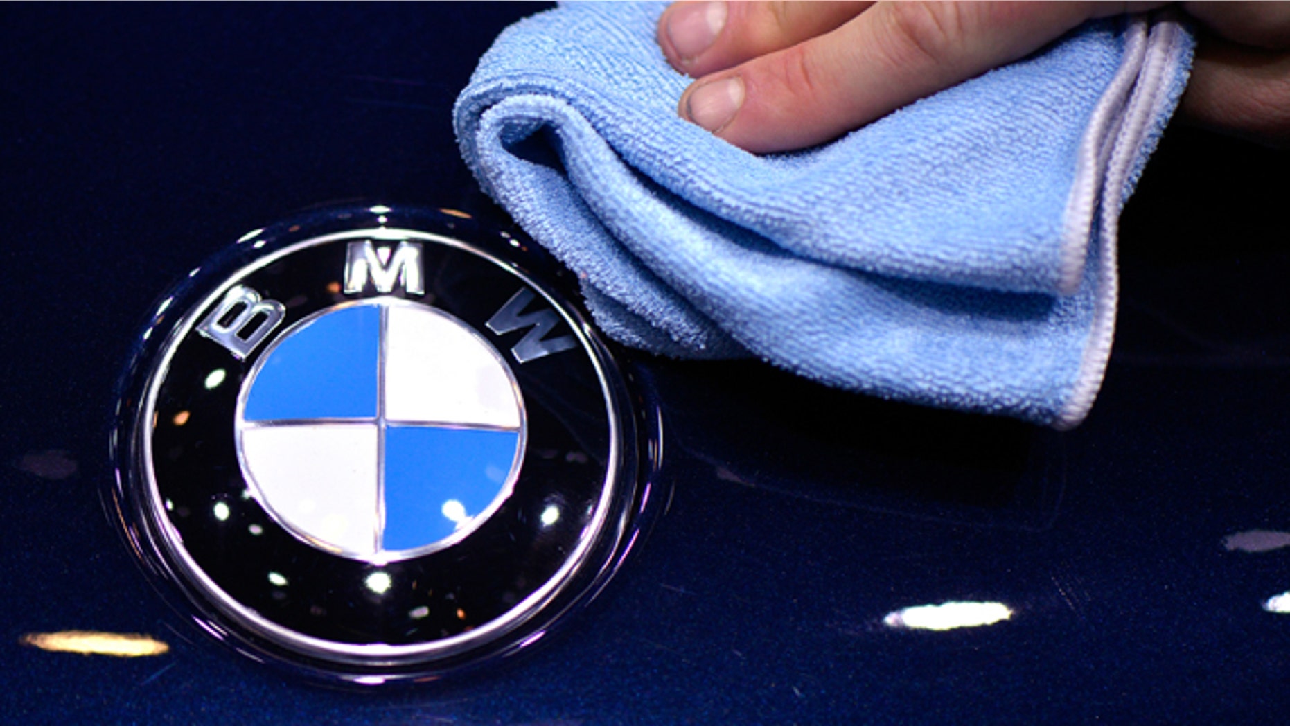 GENEVA, SWITZERLAND - MARCH 06: The BMW logo is seen during the 83rd Geneva Motor Show on March 5, 2013 in Geneva, Switzerland. Held annually with more than 130 product premiers from the auto industry unveiled this year, the Geneva Motor Show is one of the world's five most important auto shows. (Photo by Harold Cunningham/Getty Images)
