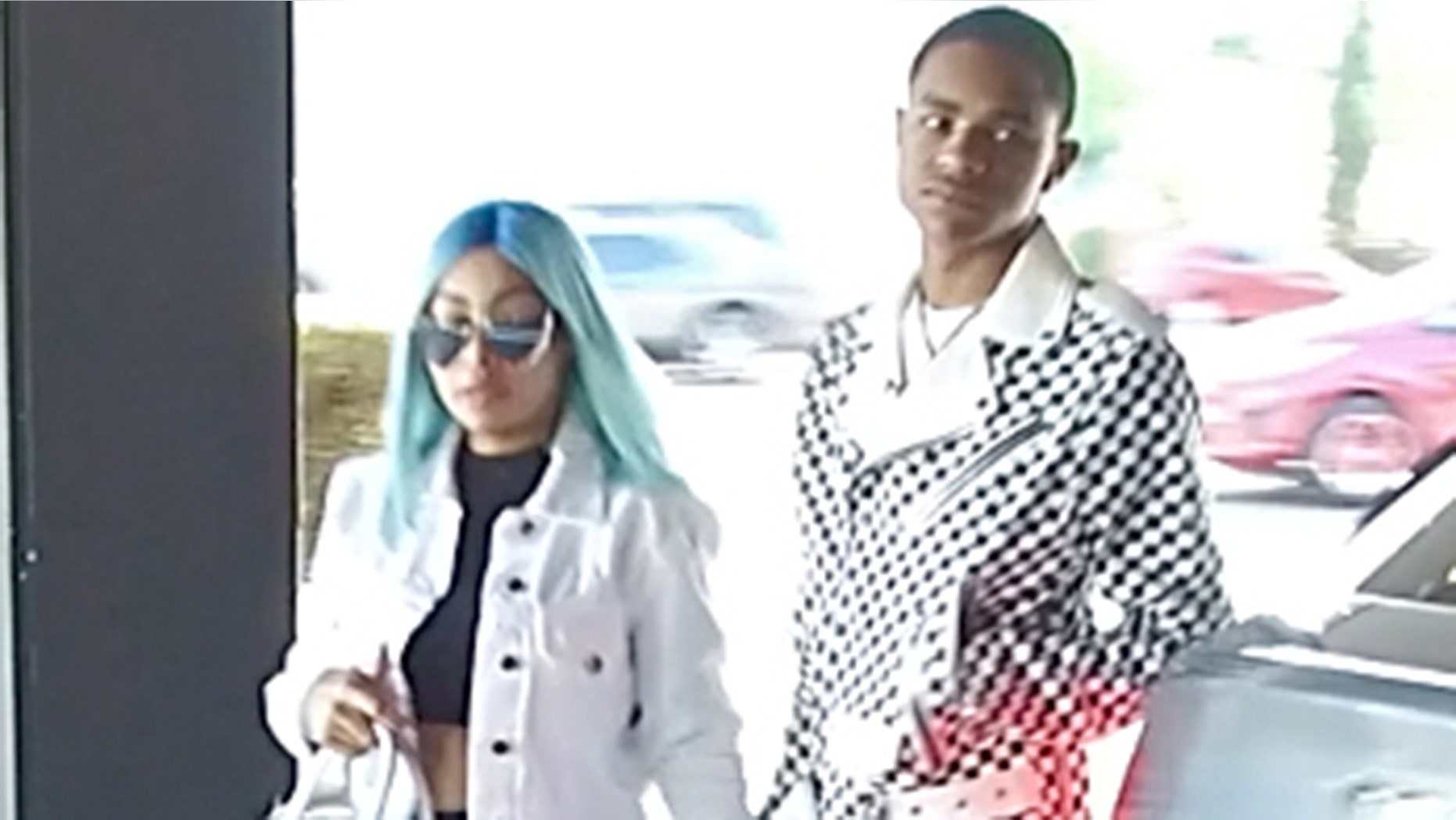 dating 8 years apart