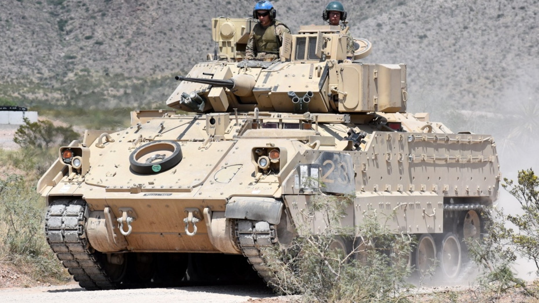 An M2A3 Bradley Fighting Vehicle crew heads to the range during gunnery training at the Doña Ana Range Complex, N.M., Aug. 3, 2018. (Winifred Brown, Fort Bliss Public Affairs Office)