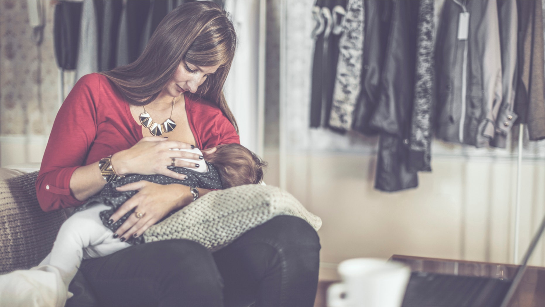 A mother was kicked out of restaurant for breastfeeding her son
