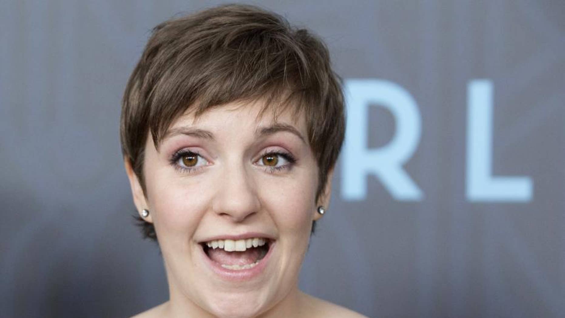 Lena Dunham Shares Entirely Nude Photo Of Herself In Body Positive