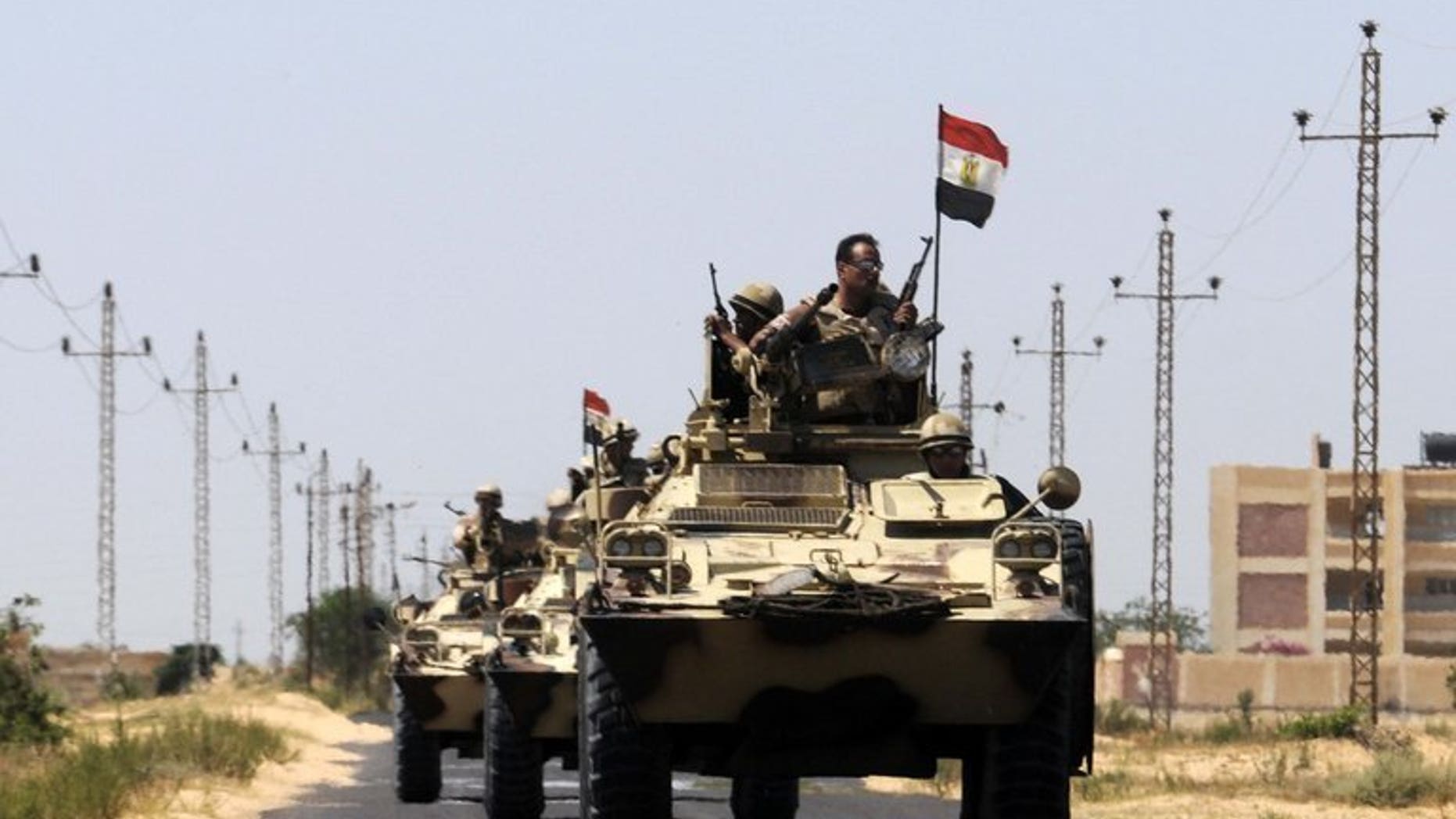 Egyptian soldiers deployed in the area of the Rafah border crossing, on May 21, 2013