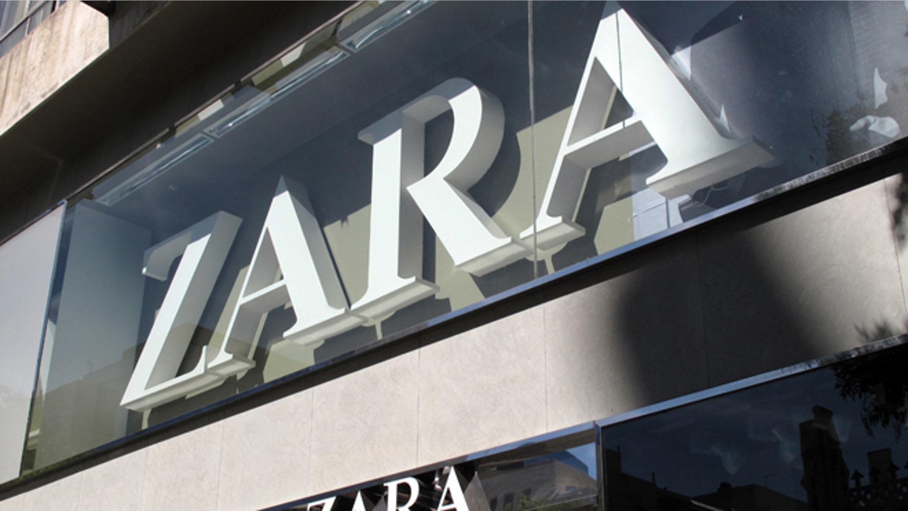 Logotype of Zara at the entrance of a fashion shop's in Madrid, october 2010. (Photo by Cristina Arias/Cover/Getty Images)