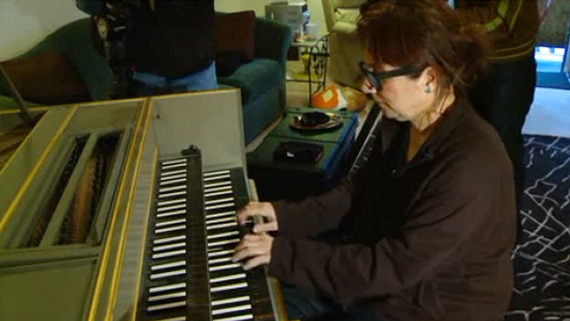 Barbara Cadranel, an internationally-renown harpsichordist living in Stratford, Conn., contacted the Connecticut Regional Office of the Anti-Defamation League earlier this month to report that she had been told by the California Condo Association to remove her mezuzah.