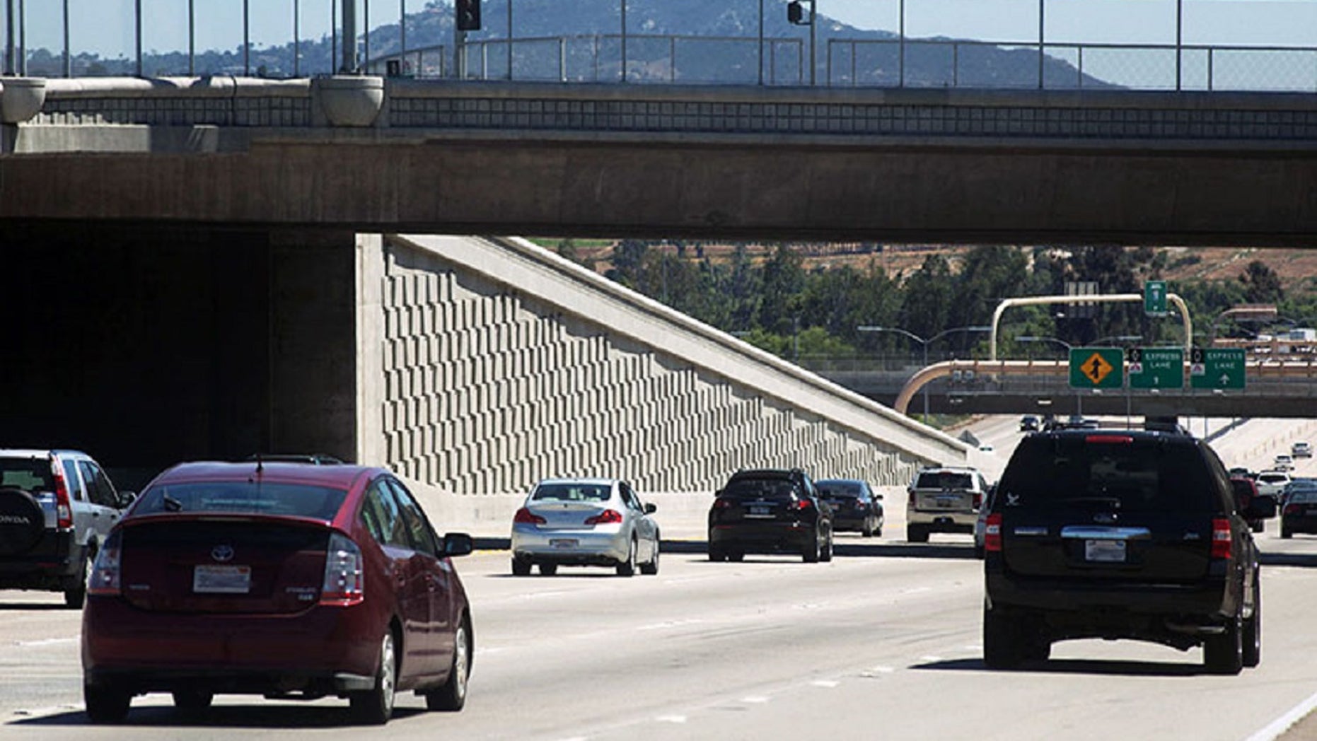 California Angers Some Zero-emission Drivers By Taking Away Decals That ...