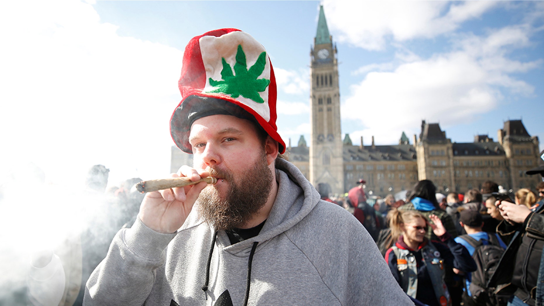 dating guy who smokes pot