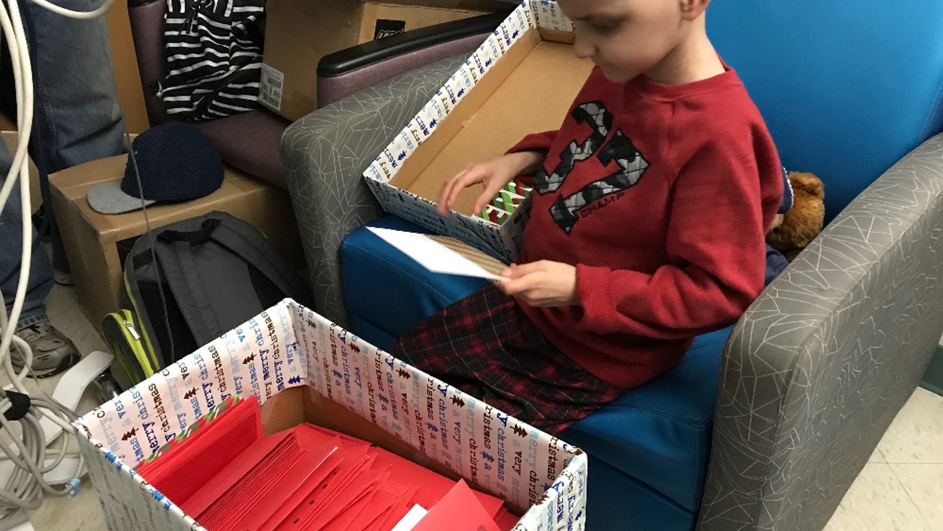 14,000 strangers responded to Jacob Thompson's wish for Christmas cards to celebrate his favorite holiday.