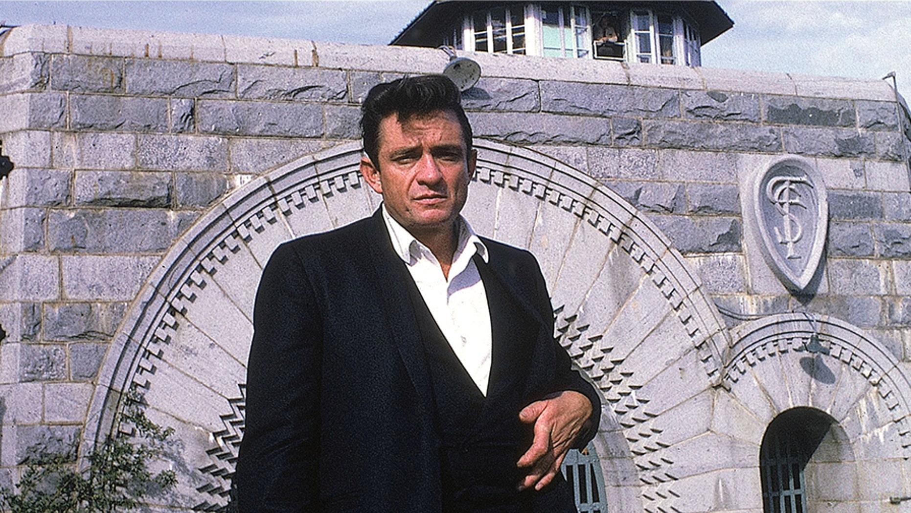 Johnny Cash outside Folsom Prison on Jan. 13, 1968. The album he generated from his performance there has resonated through the years.