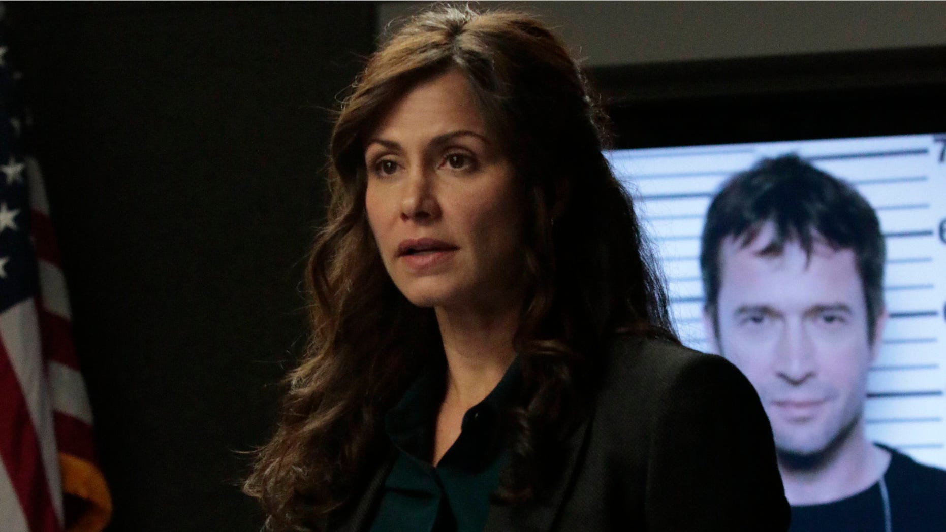 THE FOLLOWING: Agent Mendez (guest star Valerie Cruz) briefs the team in the all-new "New Blood" Season Premiere episode of THE FOLLOWING airing Monday, March 2 (9:00-10:00 PM ET/PT) on FOX. ©2015 Fox Broadcasting Co. CR: Giovanni Rufino/FOX