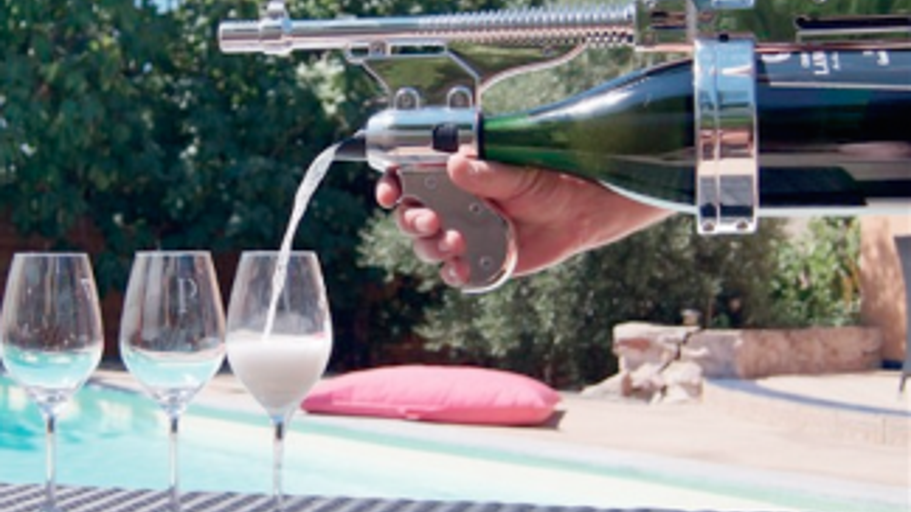 Champagne gun (champagnegun.com).