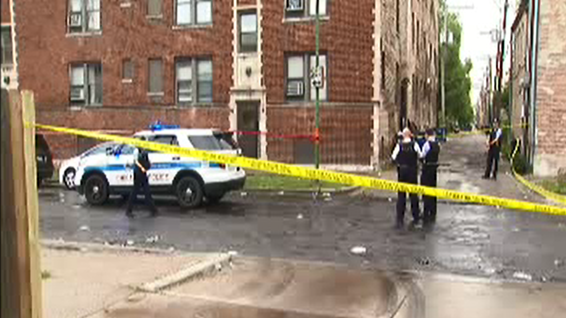 Chicago's Bloody Weekend Sees At Least 40 People Shot, 4 Of Them Killed ...