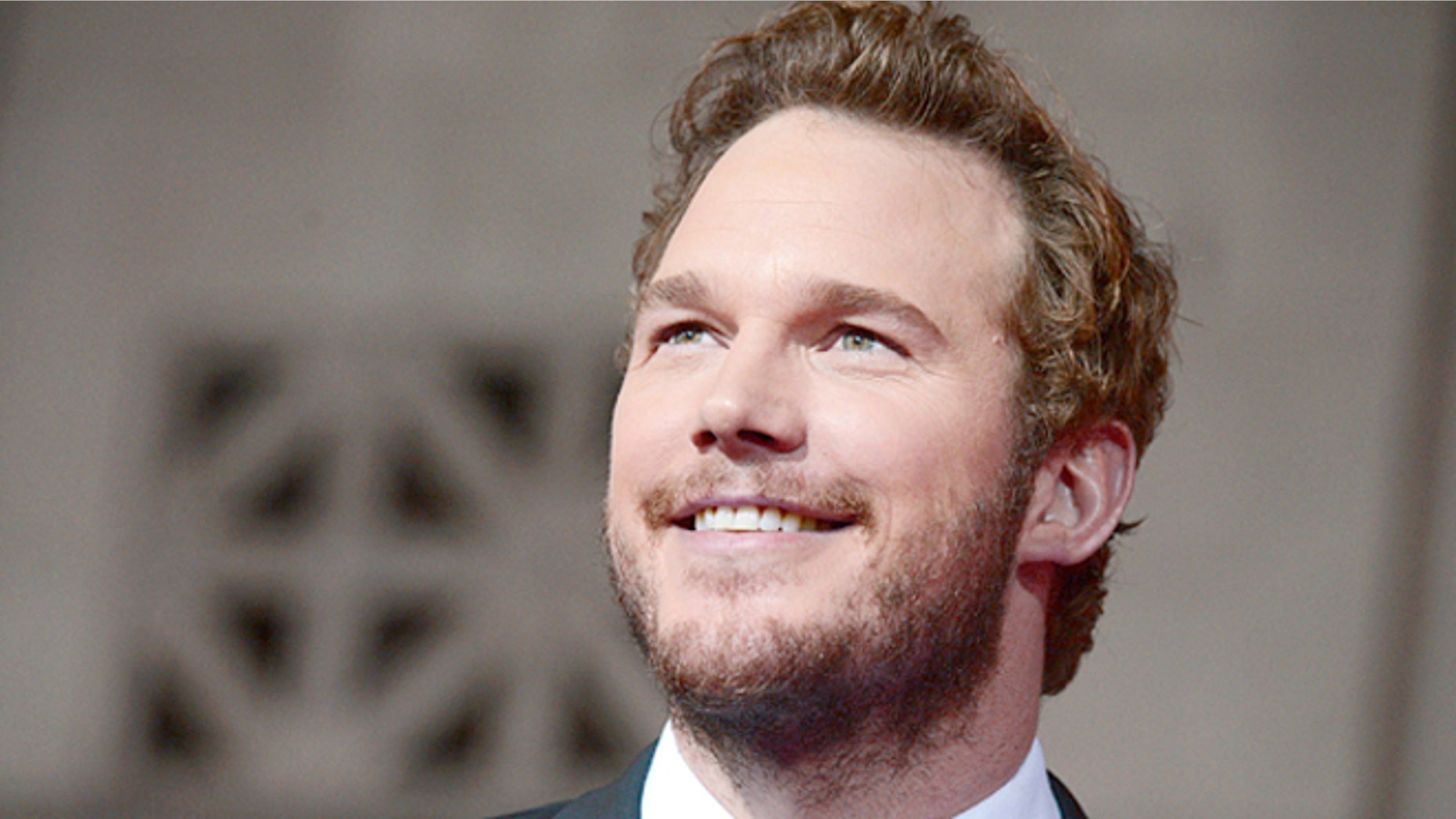 chris pratt labeled problematic for hunting habits eating farm