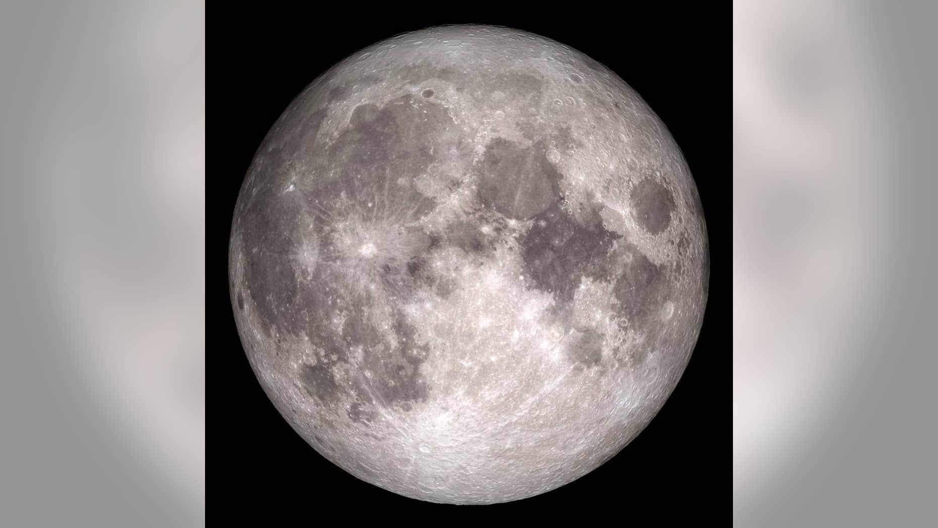 How the moon will appear on Christmas, 2015. (NASA/Goddard/Lunar Reconnaissance Orbiter)