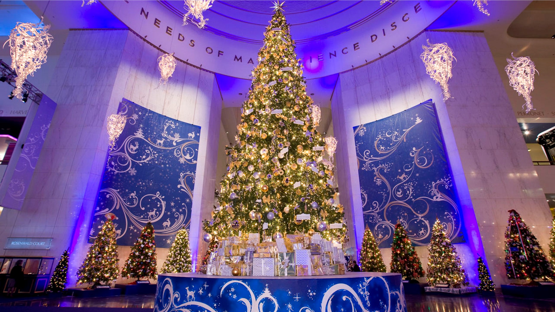 Christmas Around the World, MSI.