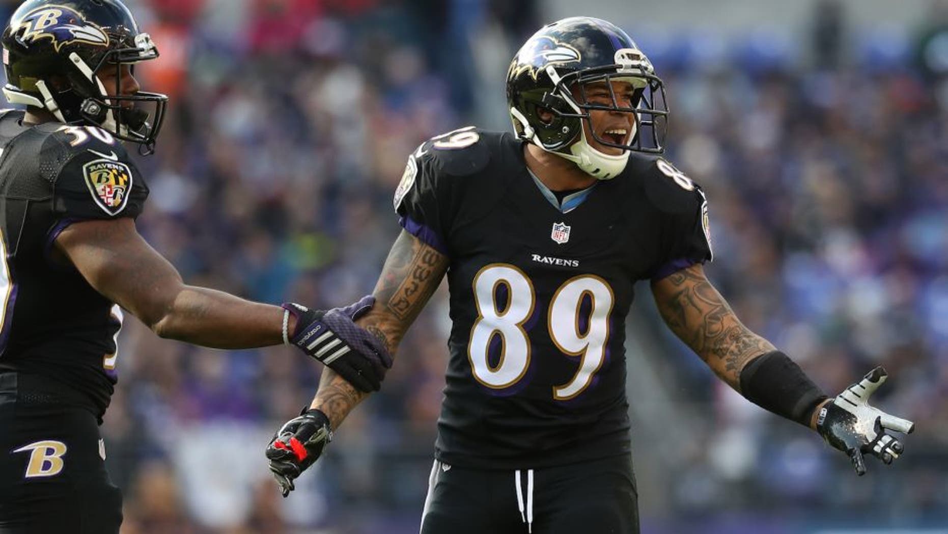 BALTIMORE, MD - NOVEMBER 27: Wide receiver Steve Smith #89 of the Baltimore Ravens reacts after a play against the Cincinnati Bengals in the first quarter at M&T Bank Stadium on November 27, 2016 in Baltimore, Maryland. (Photo by Rob Carr/Getty Images)