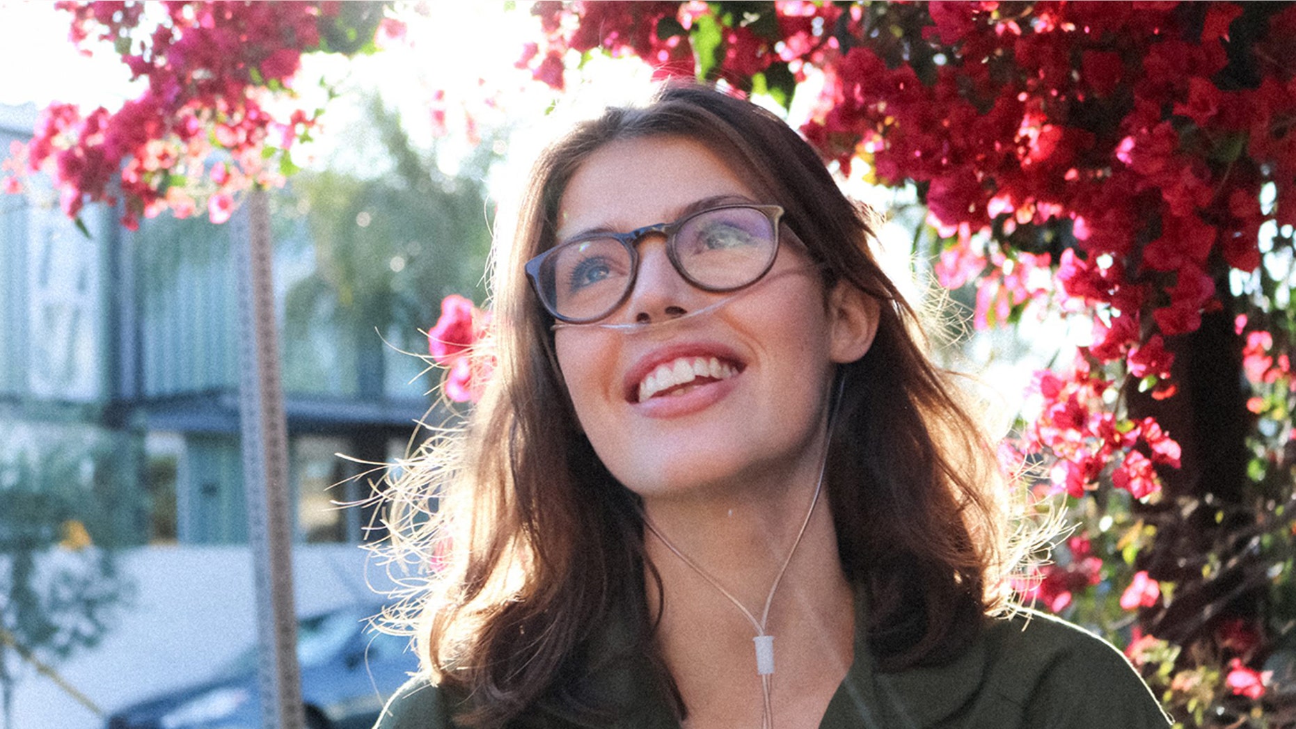 Activist and social media star Claire Wineland died on Sunday just a week after receiving a double lung transplant.
