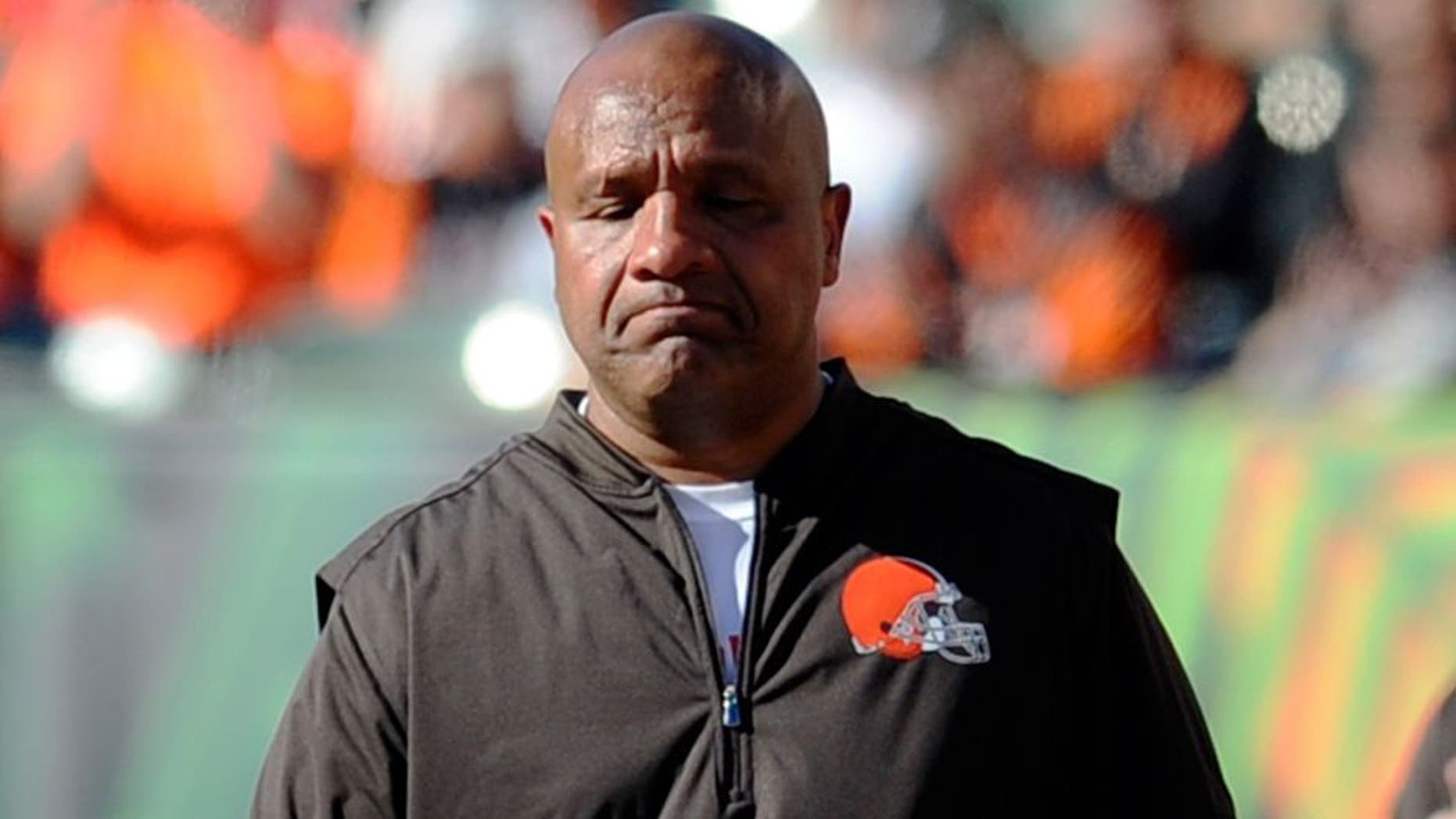 CINCINNATI, OH - OCTOBER 23, 2016: Head coach Hue Jackson of the Cleveland Browns walks along the sideline during a game against the Cincinnati Bengals on October 23, 2016 at Paul Brown Stadium in Cincinnati, Ohio. Cincinnati won 31-17. (Photo by Nick Cammett/Diamond Images/Getty Images)