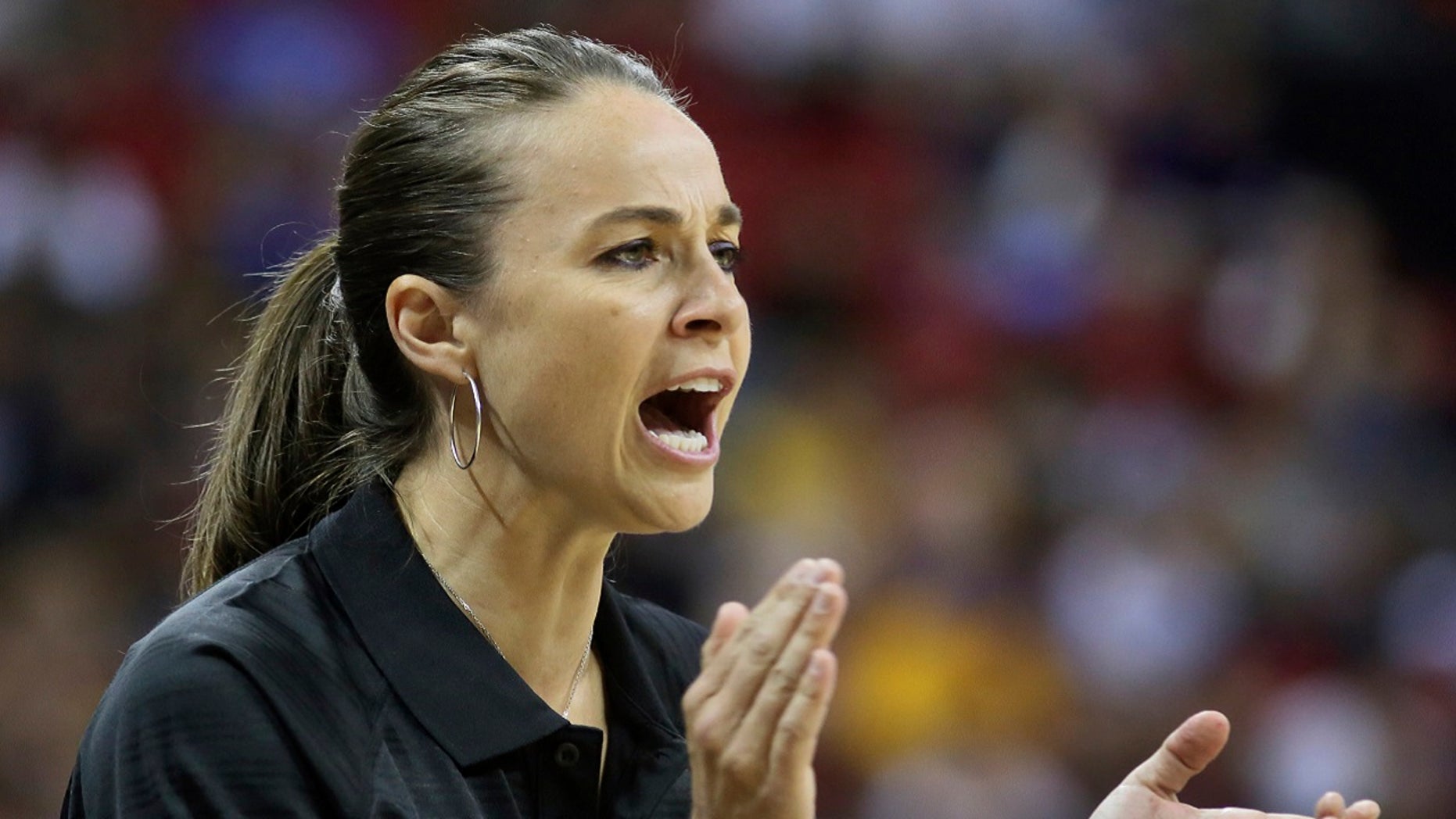 Spurs Assistant Coach Becky Hammon Plans To Interview For Bucks Head ...