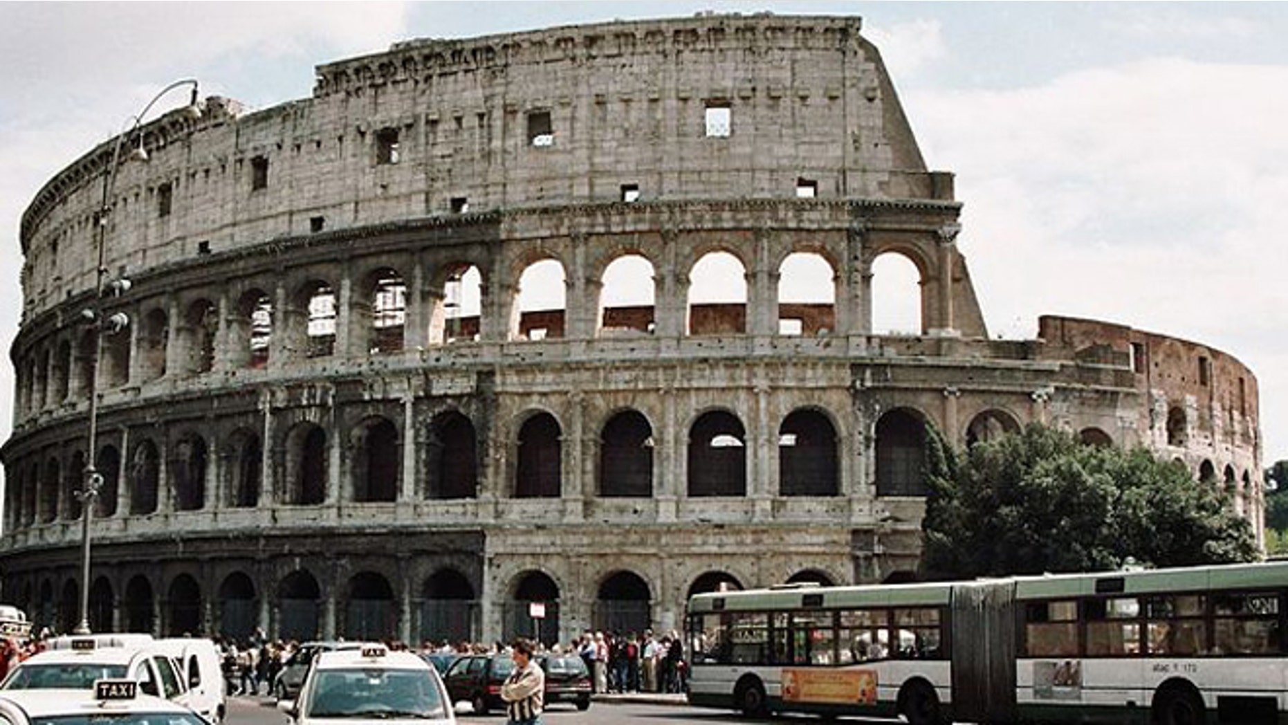 The north and south sides of the Colosseum are no longer aligned.