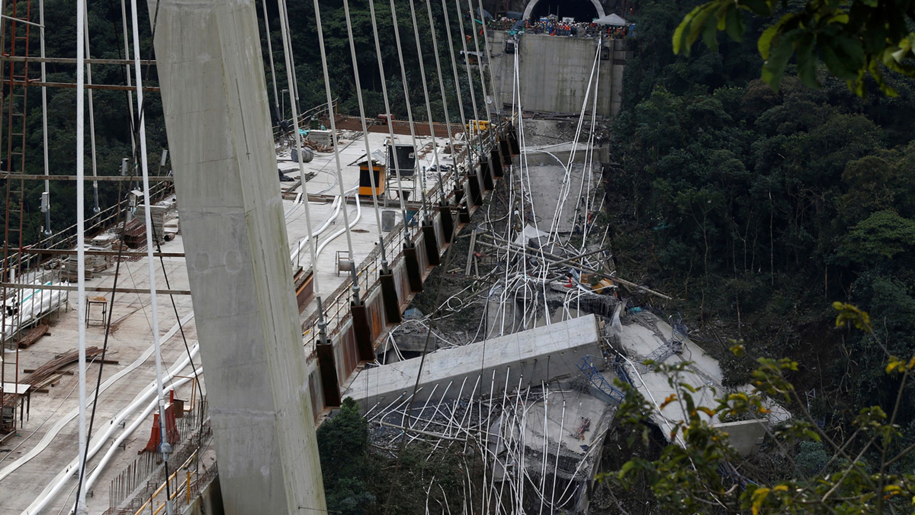 A bridge collapse killed 10 workers near Bogota, Colombia.