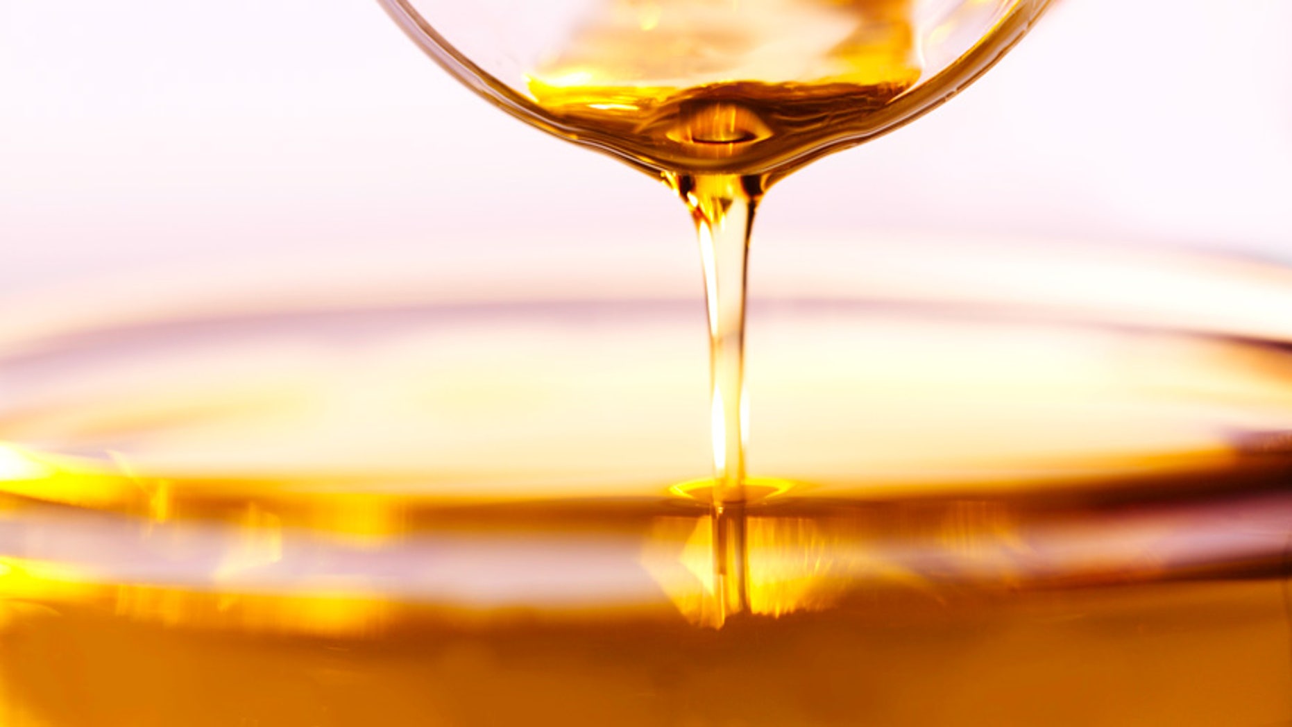 A shipment of cooking oil caused a cargo plane to go cockeyed.