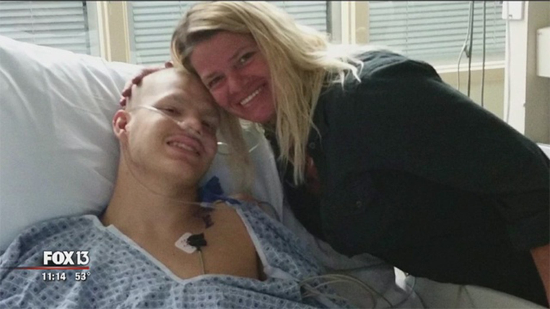 A Florida community is rallying around a couple to help fulfill a dying 19-year-old's wish to marry his soulmate.