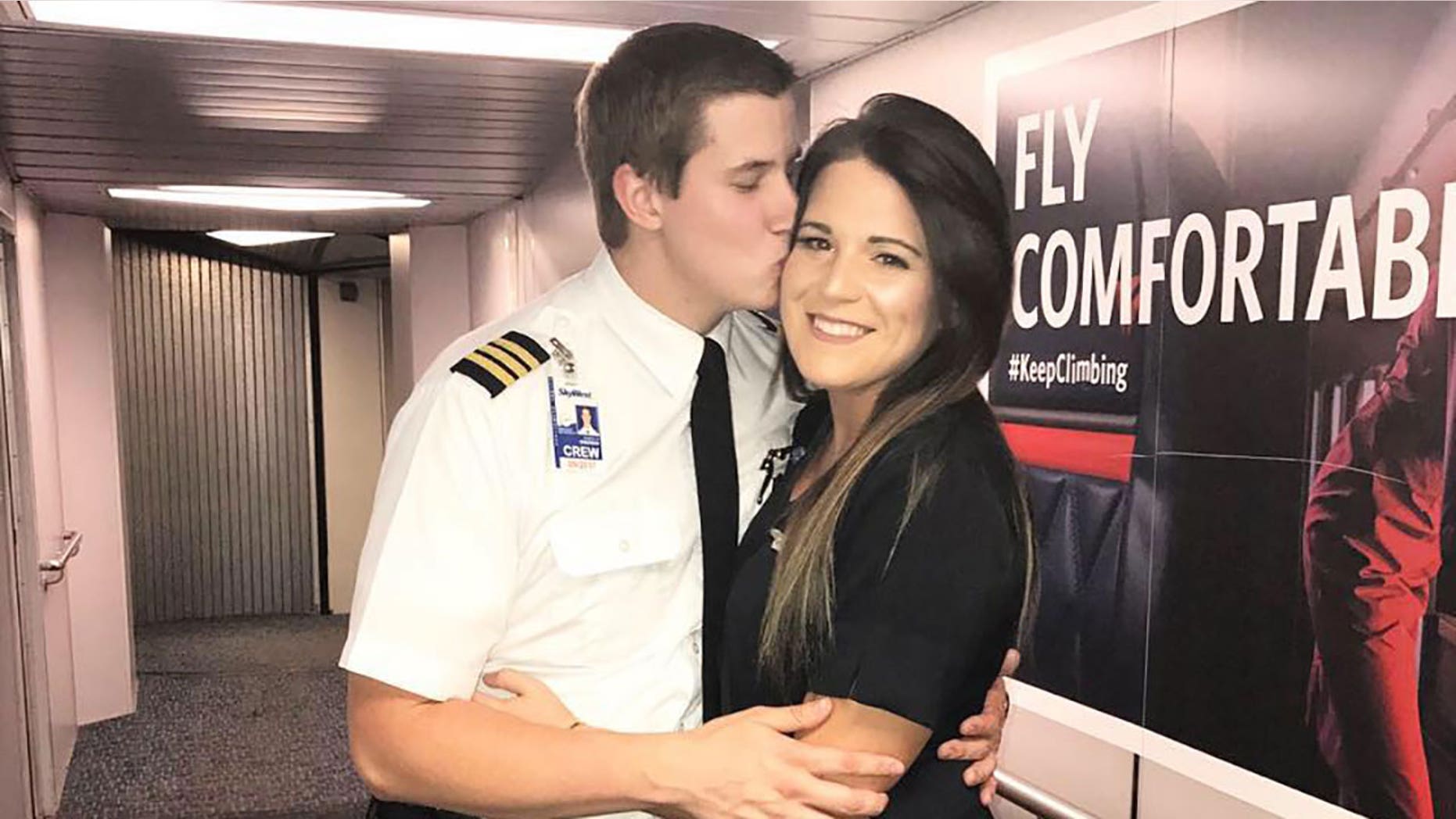 Pilot Jon Emerson proposed to his girlfriend, flight attendant Lauren Gibbs, on a flight just before Christmas.