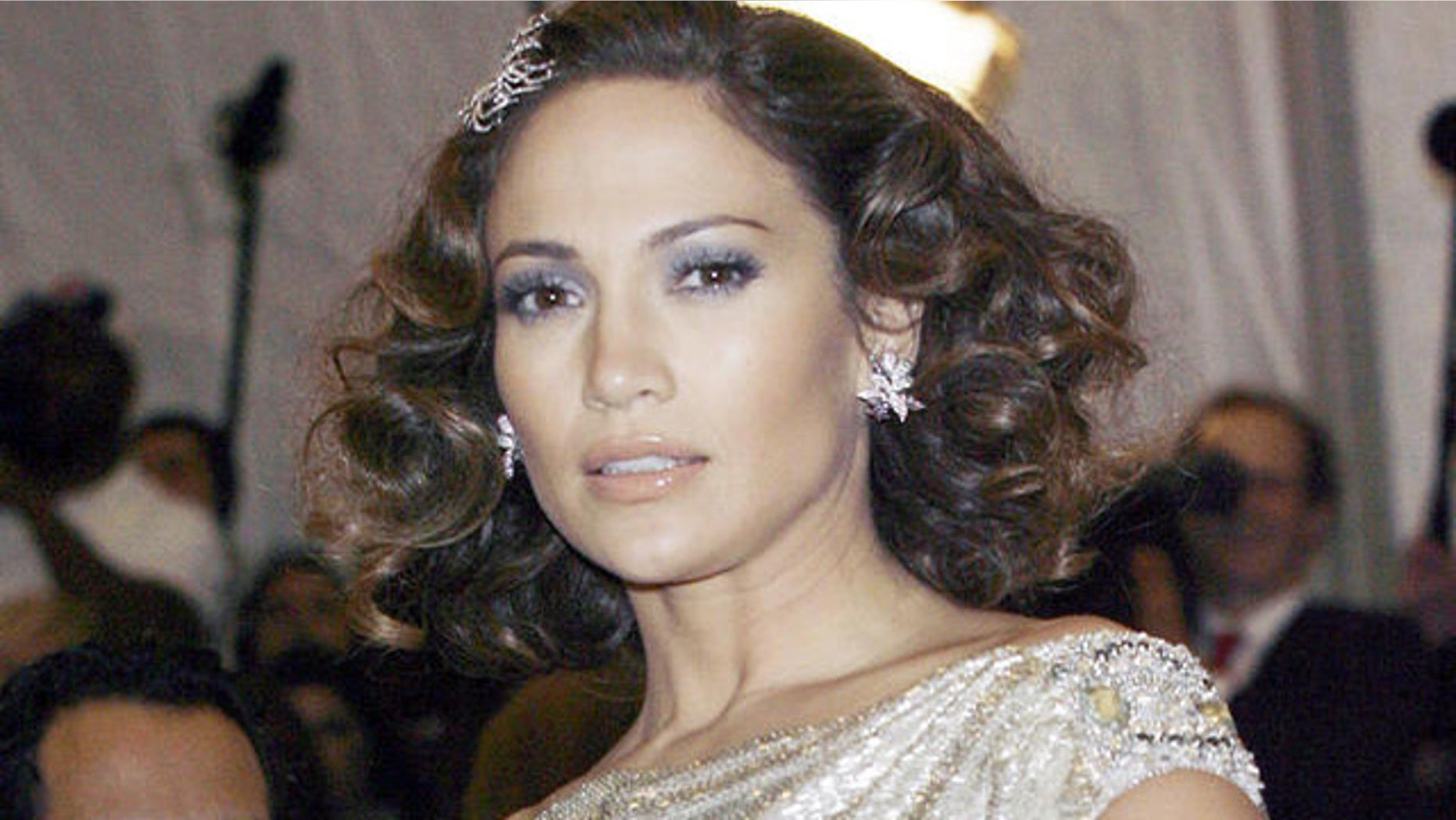 Jennifer Lopez and her husband Marc Anthony arrive at the Metropolitan Museum of Art Costume Institute Gala, Monday, May 7, 2007 in New York. (AP Photo/Stuart Ramson)