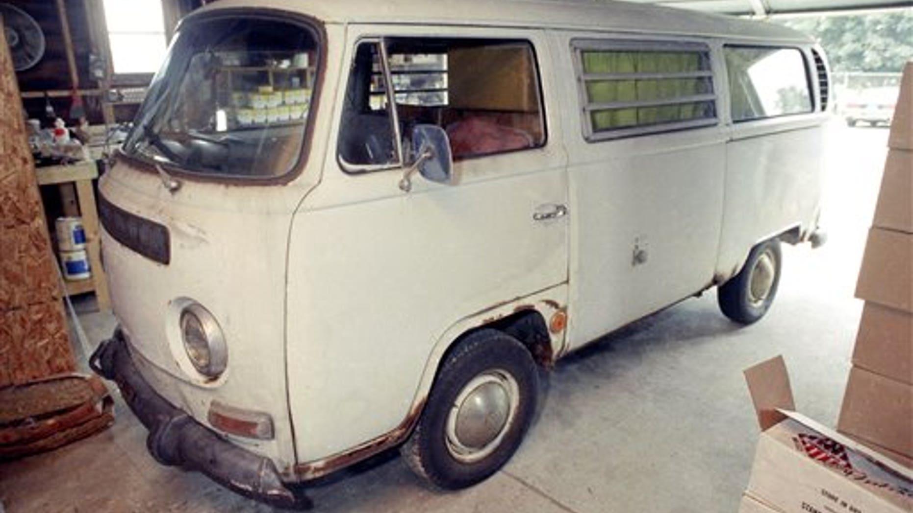 Jack Kevorkian's "Death Bus"