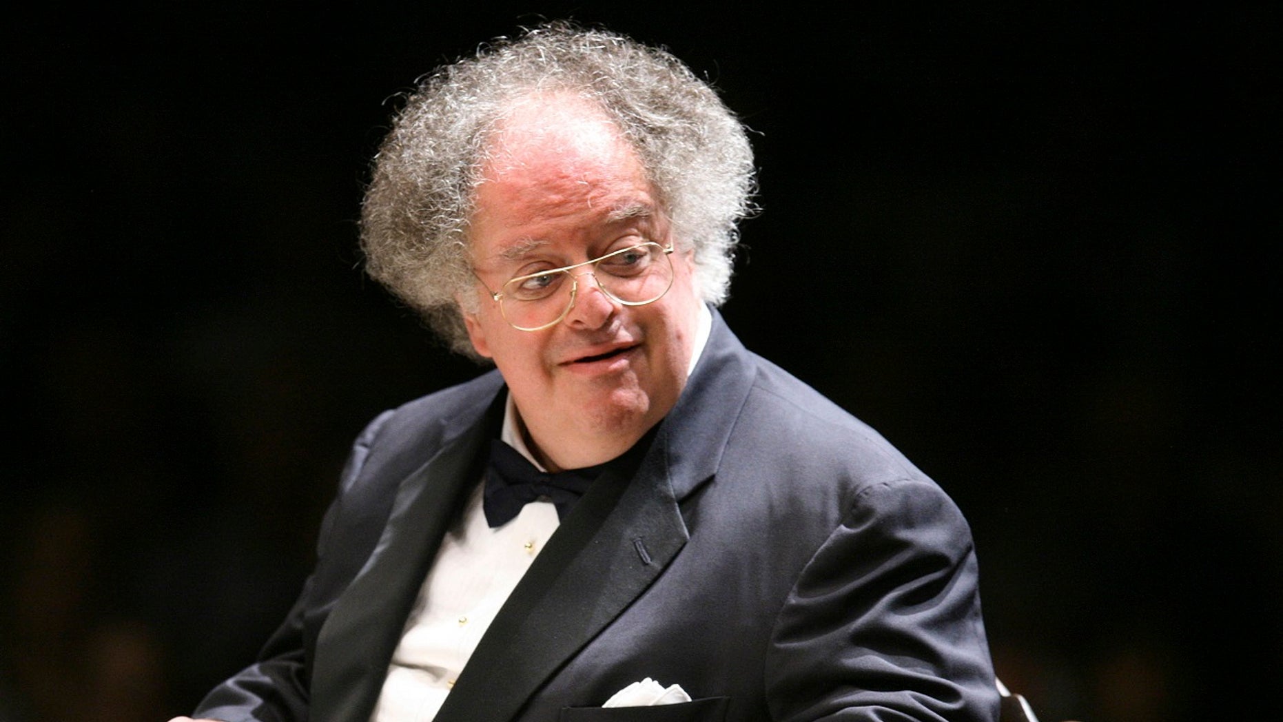 Music director James Levine conducts the Boston Symphony Orchestra on its opening night at Tanglewood in Lenox., Mass., July 7, 2006.