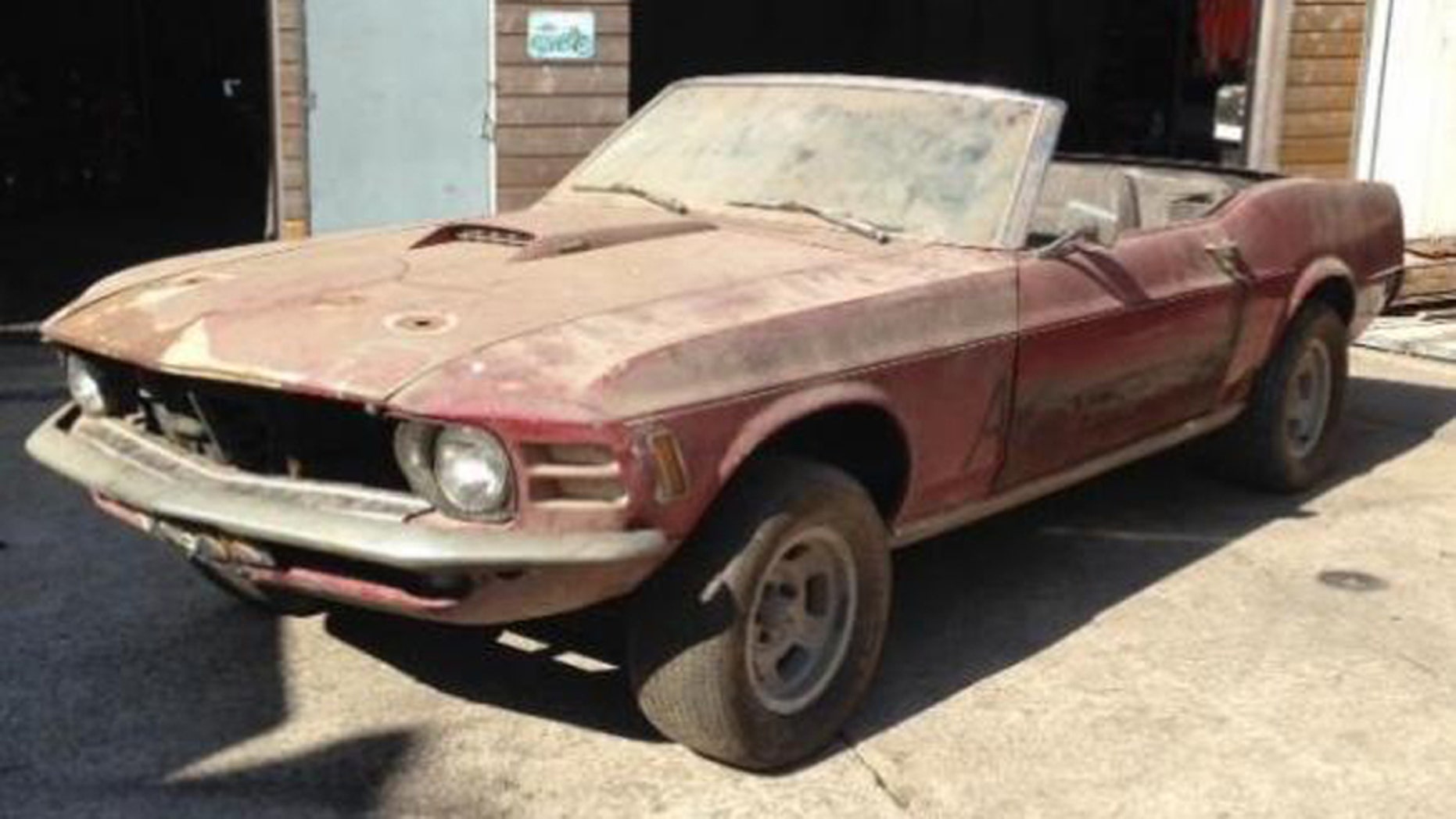 Offroad Legends Mustang Barn Find : 1965 FORD MUSTANG FASTBACK TRUE BARN FIND. STORED INDOORS ...