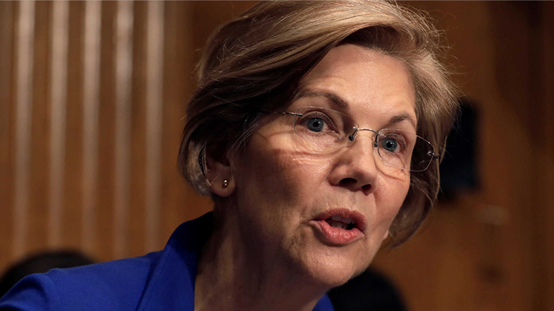 Massachusetts Democratic Sen. Elizabeth Warren, a champion of her party's "progressive" wing, backed Richard Cordray for Ohio governor.