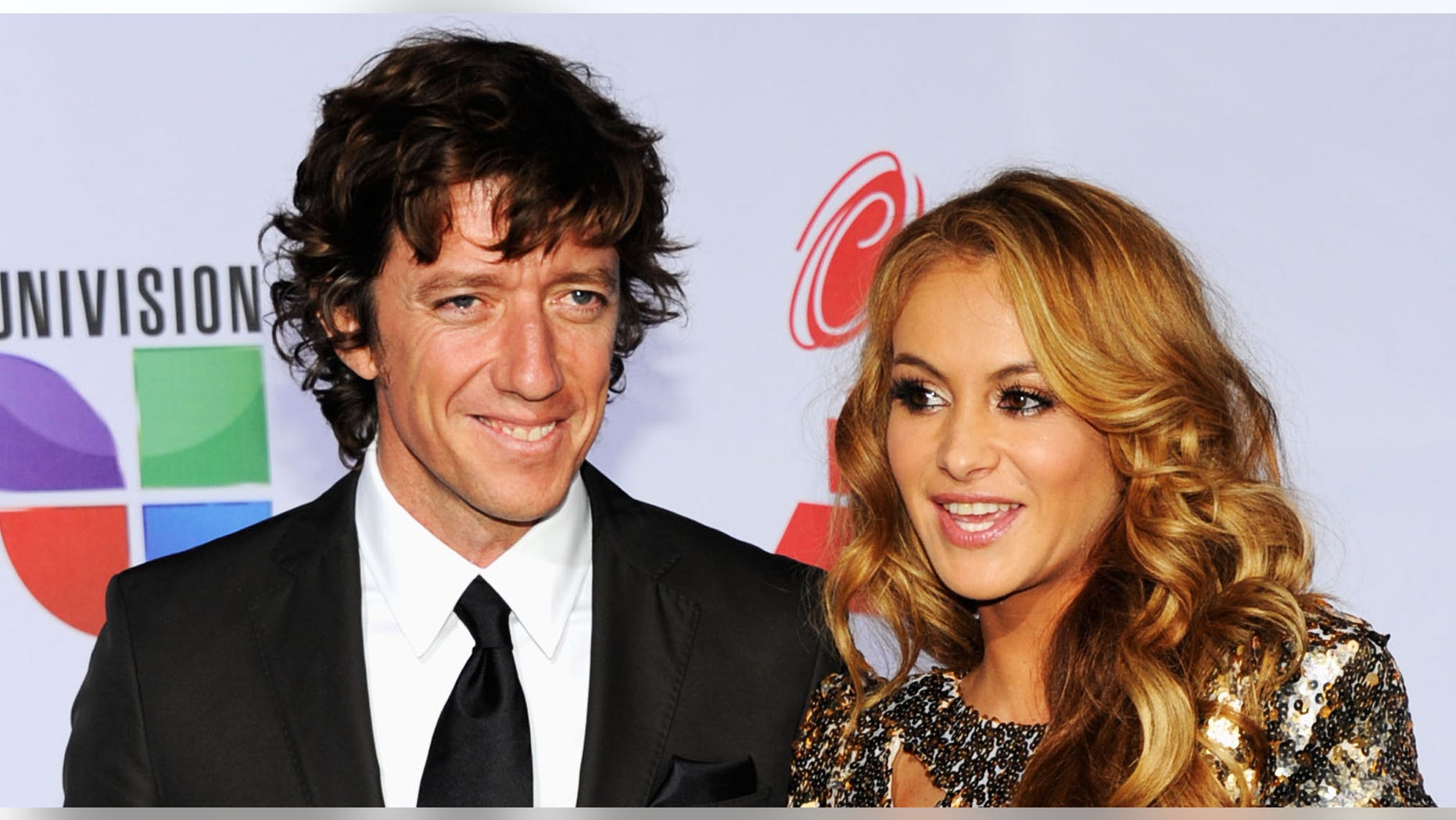 LAS VEGAS, NV - NOVEMBER 10: Singer Paulina Rubio (R) and Nicolas Vallejo-Najera arrive at the 12th annual Latin GRAMMY Awards at the Mandalay Bay Resort & Casino on November 10, 2011 in Las Vegas, Nevada. (Photo by Ethan Miller/Getty Images)