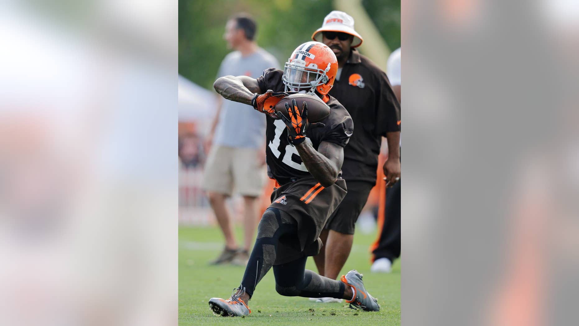 Cleveland Browns wide receiver Josh Gordon makes a catch during NFL football training camp, Saturday, July 26, 2014, in Berea, Ohio. (AP Photo/Mark Duncan)