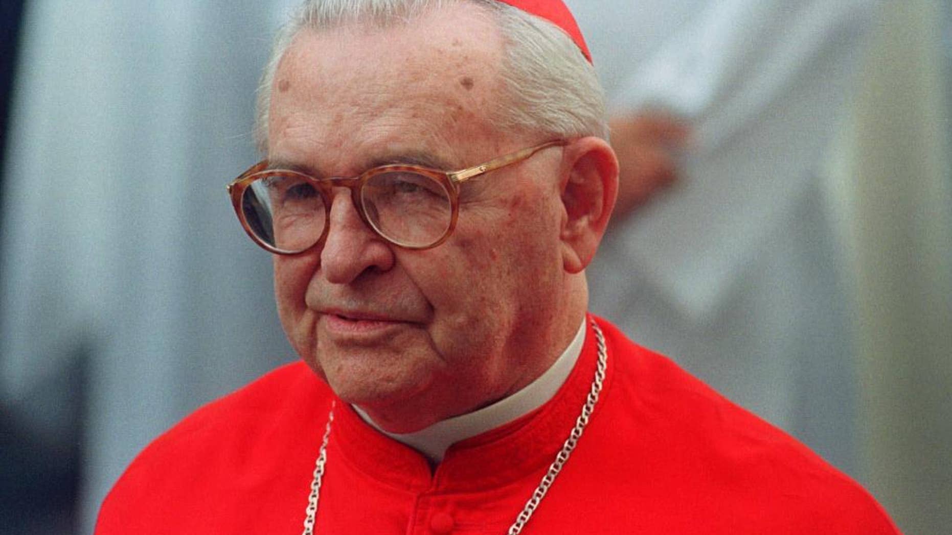 FILE - This May 23, 1998 file photo shows Cardinal Paulo Evaristo Arns during a handover ceremony in Sao Paulo, Brazil. Arns, one of the most prominent pro-democracy voices of Latin America, died Wednesday, Dec. 14, 2016, at age 95. Sao Paulo’s diocese confirmed Arns died after a long struggle with lung and kidney problems. (AP Photo/Dario Lopez-Mills)