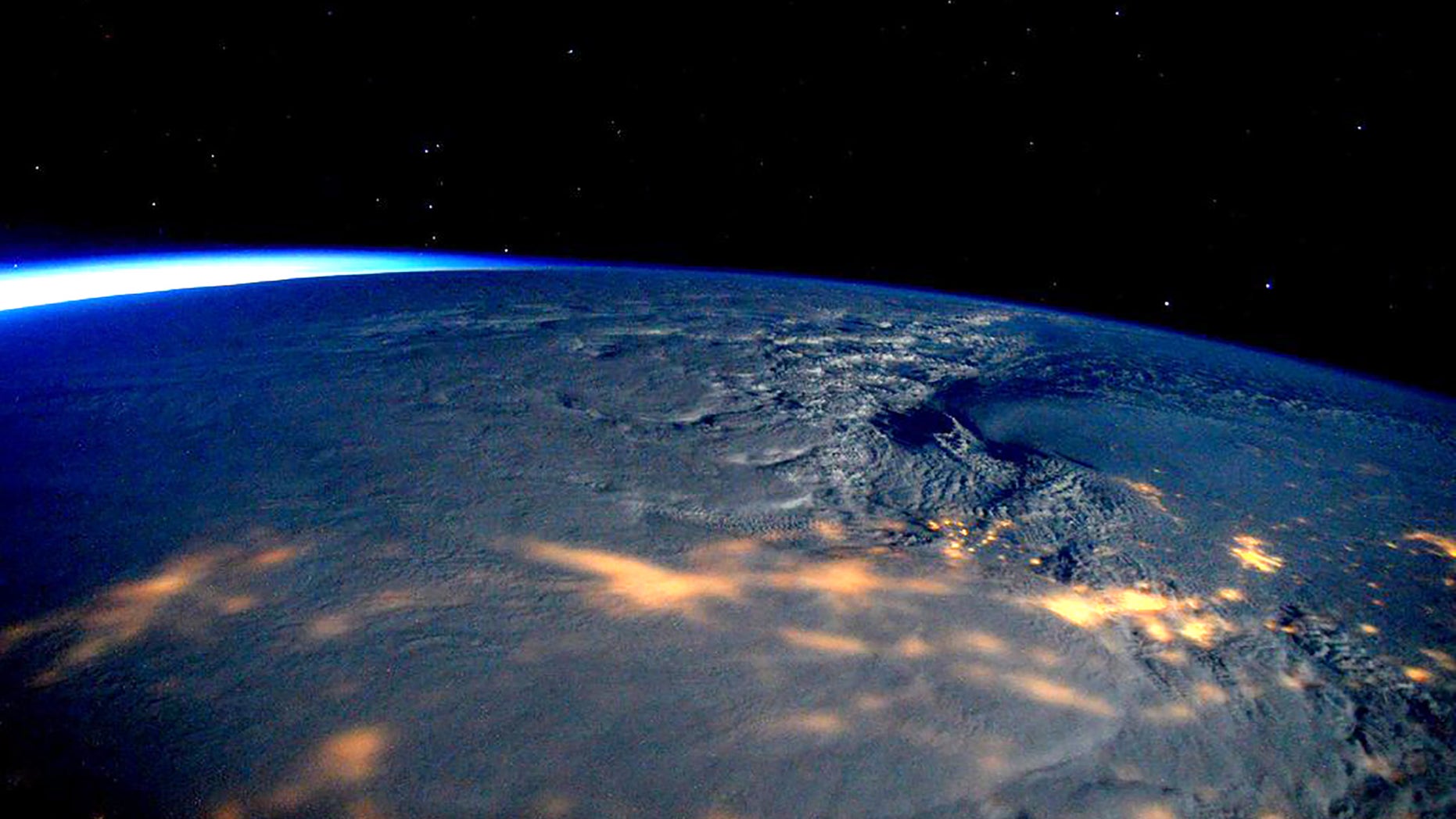A winter storm affecting the U.S. East Coast is seen in a NASA picture taken from the International Space Station January 23, 2016. (REUTERS/NASA/Handout)