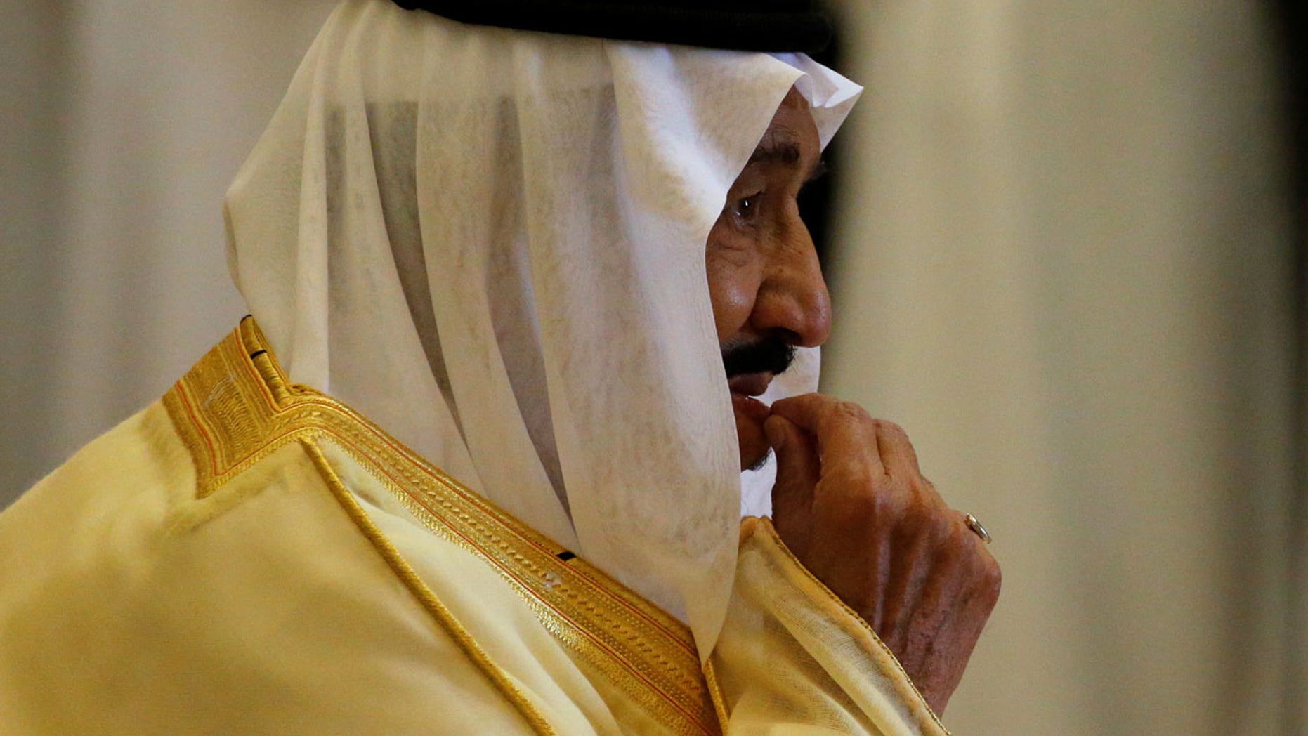 Saudi Arabia's King Salman bin Abdulaziz Al Saud waits to greet President Trump in Riyadh