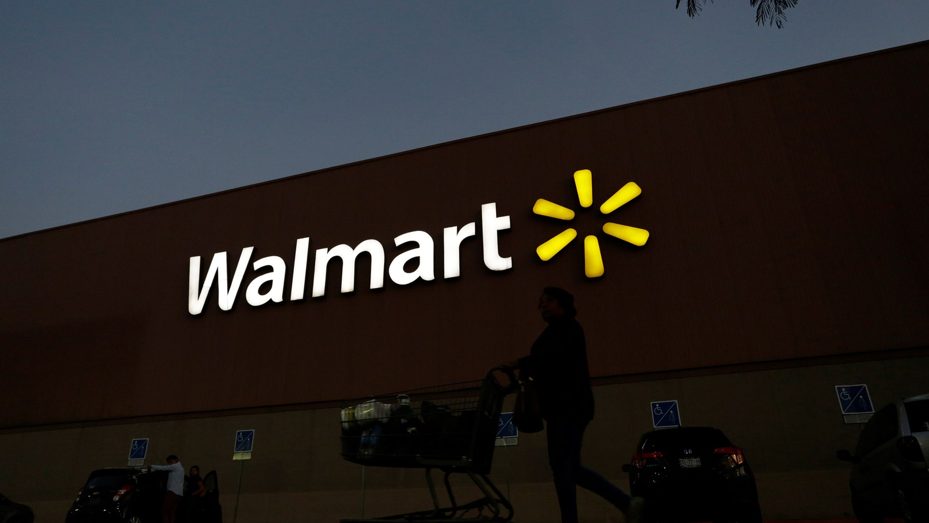 File photo: A shopper pushes a cart outside a Walmart store in Monterrey, Mexico March 6, 2017. Picture taken March 6, 2017. (REUTERS/Daniel Becerril)