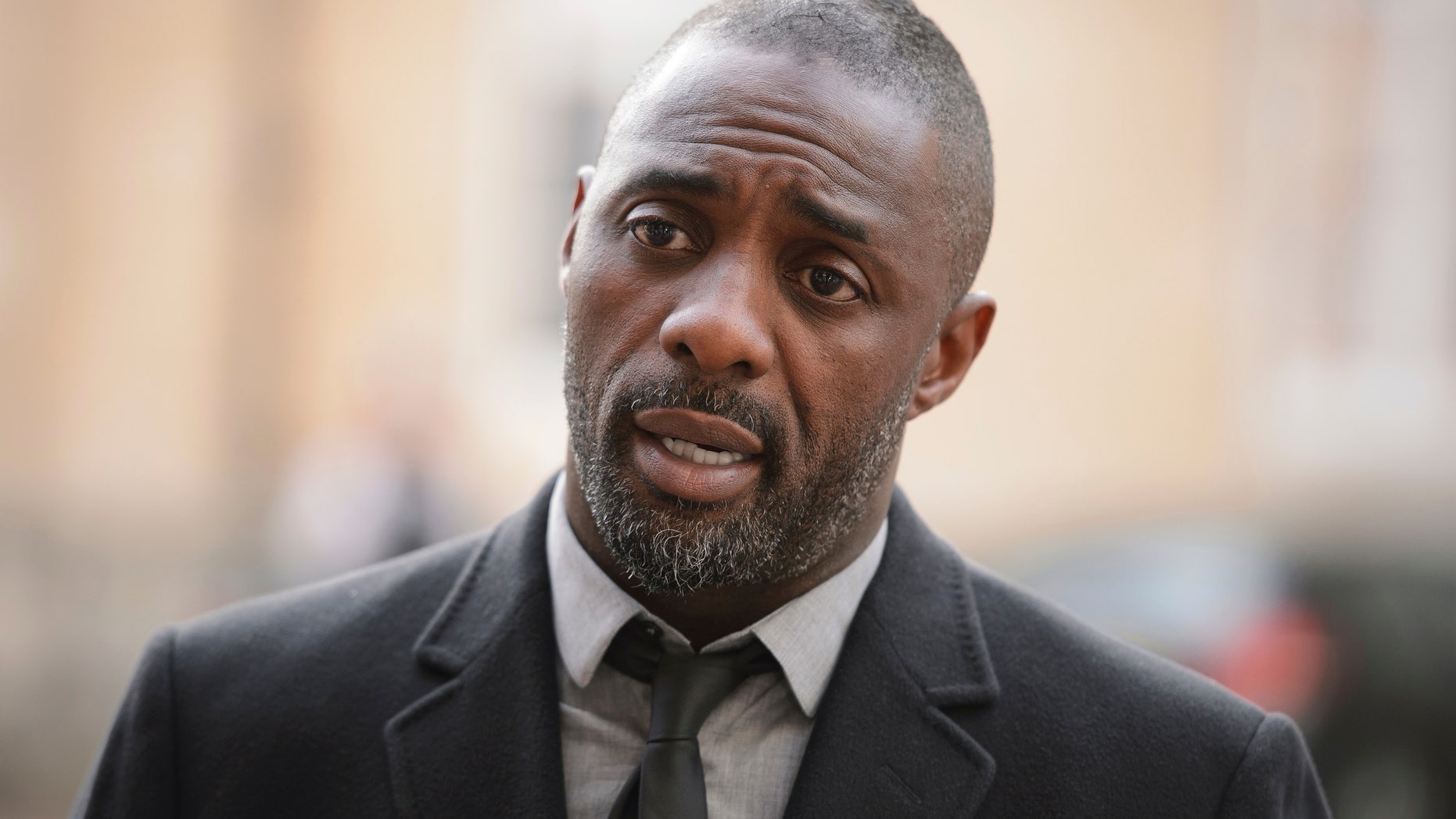 idris elba says he