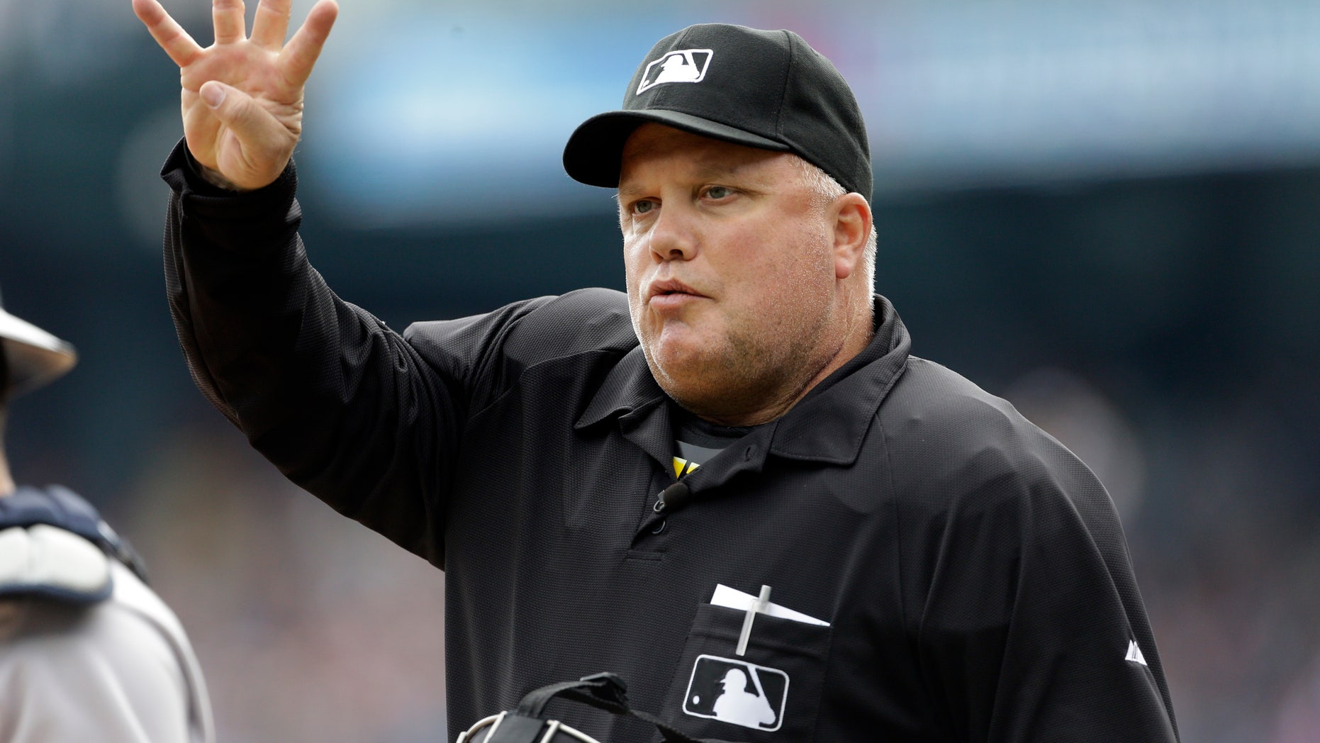 MLB umpire Brian O'Nora recovering from intestinal tear after leaving ...