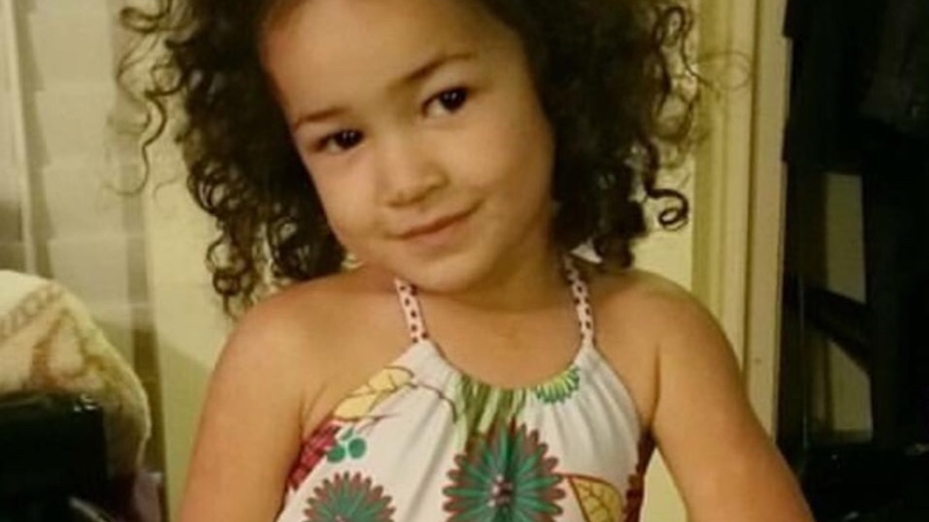 Elsie Mahe was found tangled in a window cord.