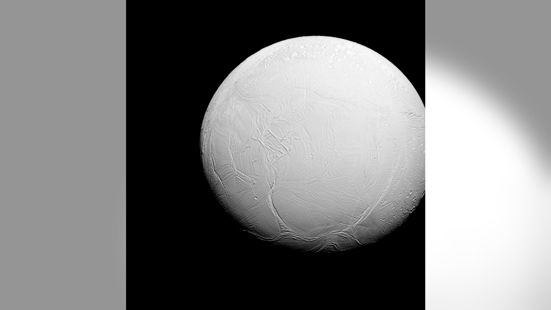 Enceladus, the sixth-largest moon of Saturn, is shown in this photo taken in visible green light with the Cassini spacecraft narrow-angle camera on July 27, 2015 and released on October 27, 2015. (REUTERS/NASA/JPL-Caltech/Space Science Institute/Handout)