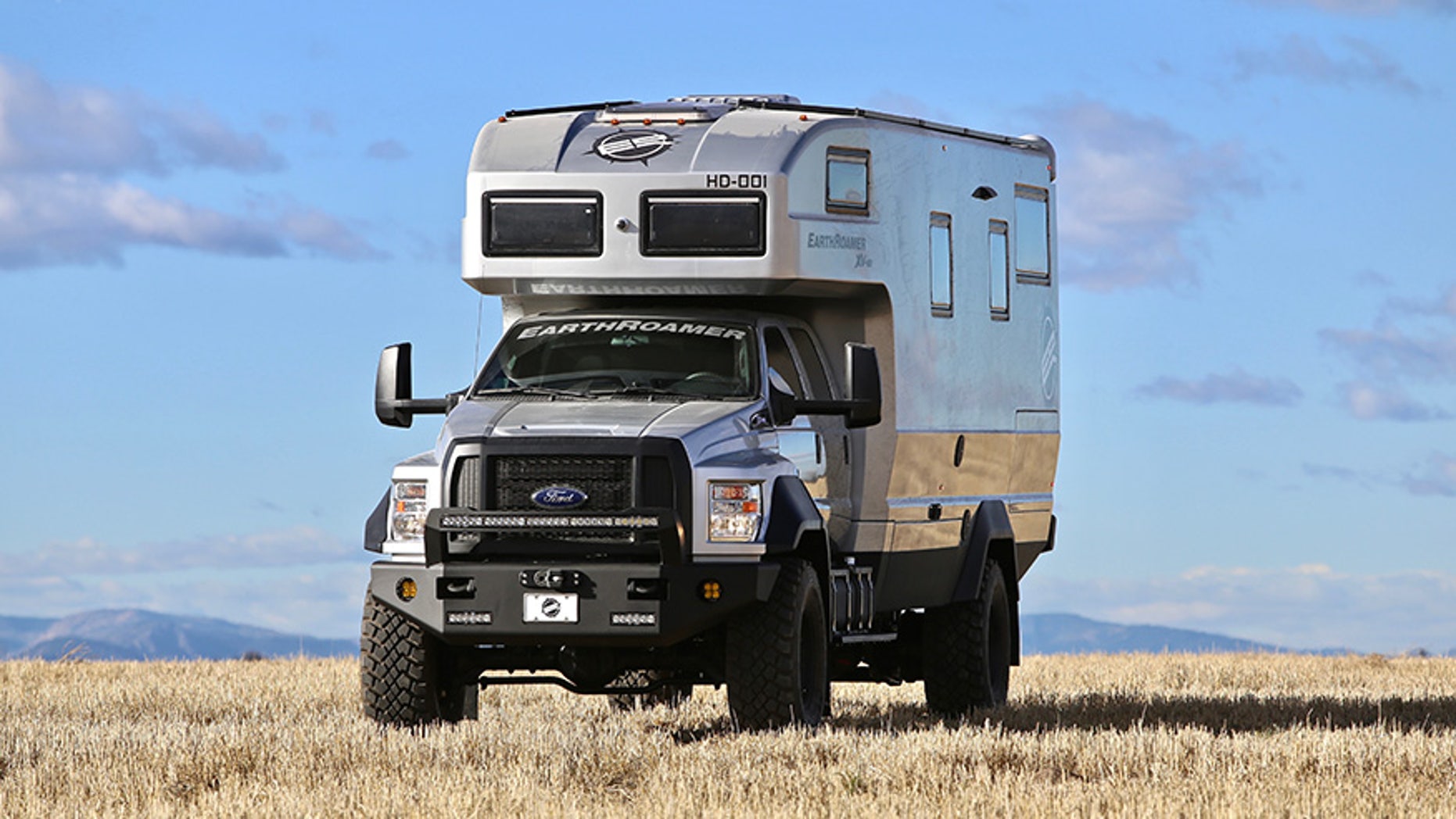 EarthRoamer XV-HD is a $1.5 million-dollar monster RV | Fox News