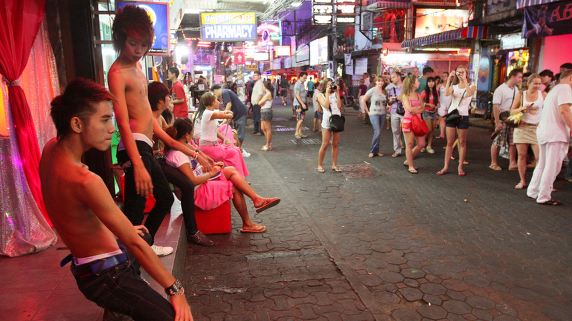 Thailand Tourism Officials Cracking Down On Domestic Sex Industry Fox 6560