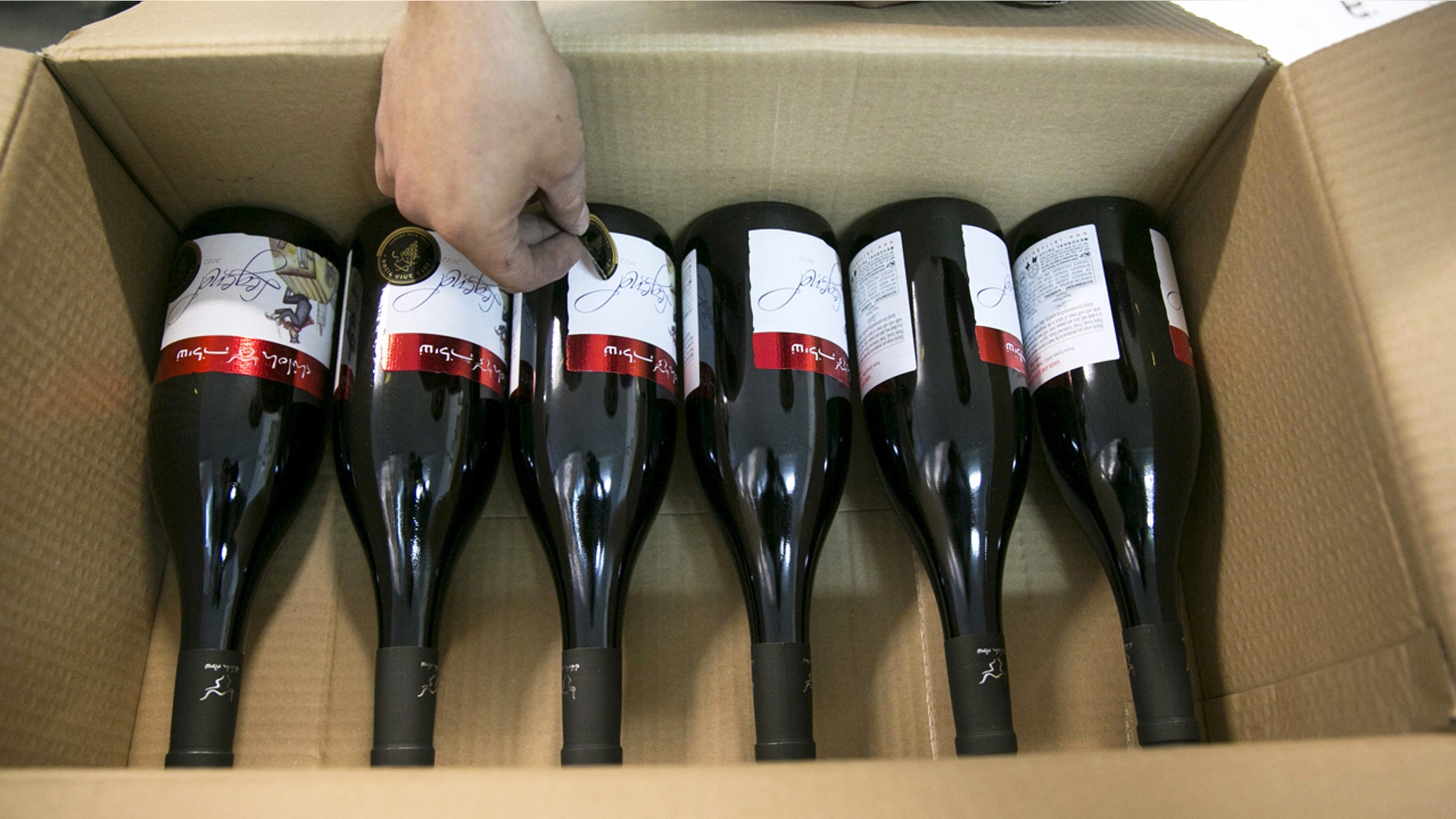 Should wine labels include detailed ingredient information?