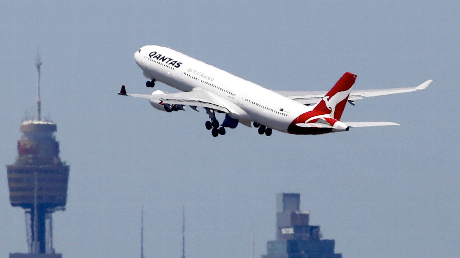 Qantas will offer the world's first nonstop direct flight between Australia and Europe.