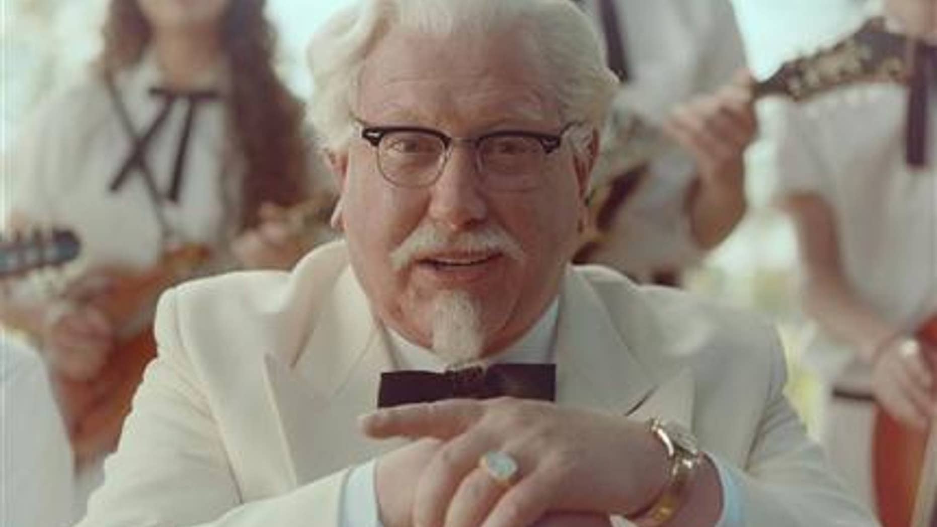 "Saturday Night Live" alum Darrell Hammond stars as Colonel Sanders in a new KFC television ad.